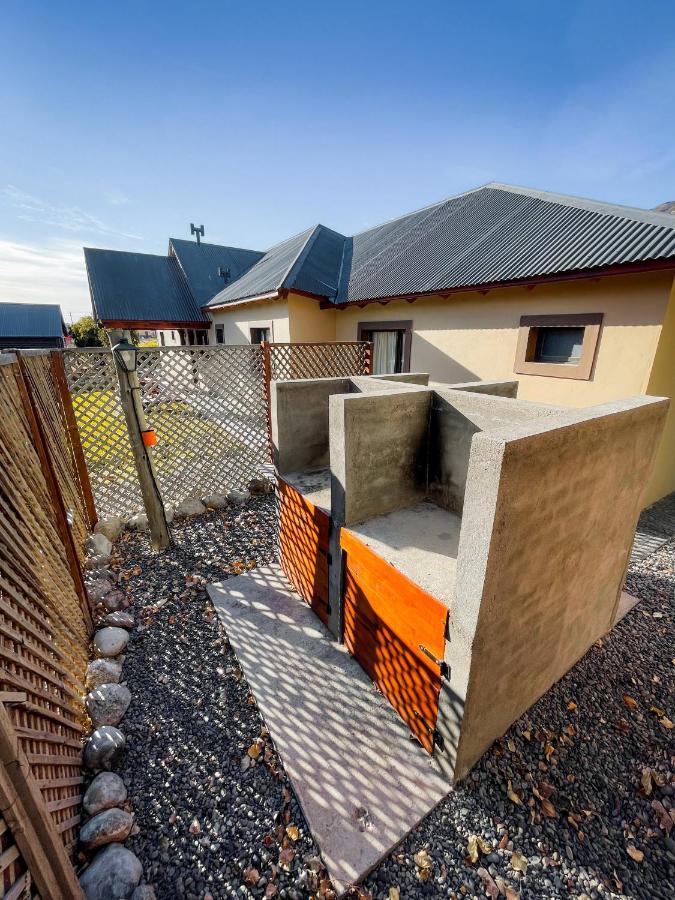 Paraiso Patagonico Bungalows And Aparts El Calafate Exterior photo